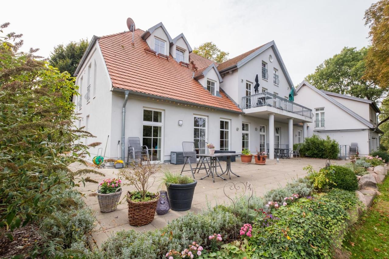 Herrenhaus Juergenshof Альт-Шверин Экстерьер фото